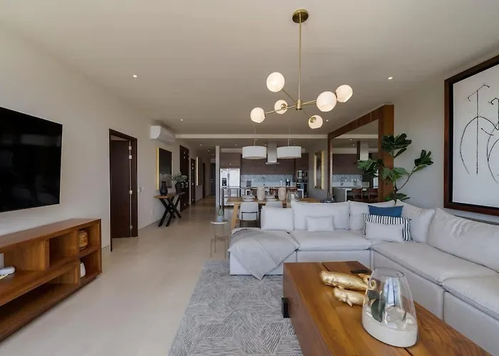Terrace With Arch Views, Pool, Bbq & Gear